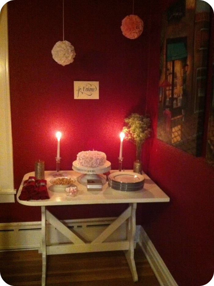 A beautiful Valentine's party that feels like old Paris!  themangomemoirs.com