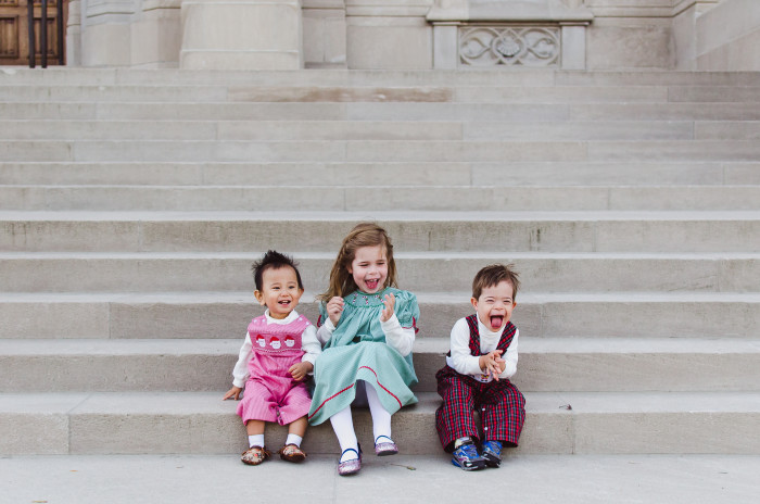 Ashlee Lauren, downtown Indianapolis family session near Scottish Rite.